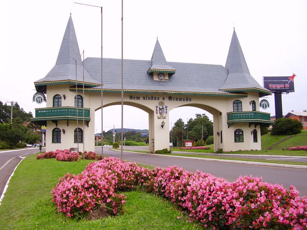 Gramado con 2 Parques Vacaciones de Setiembre 2026 — foto 2